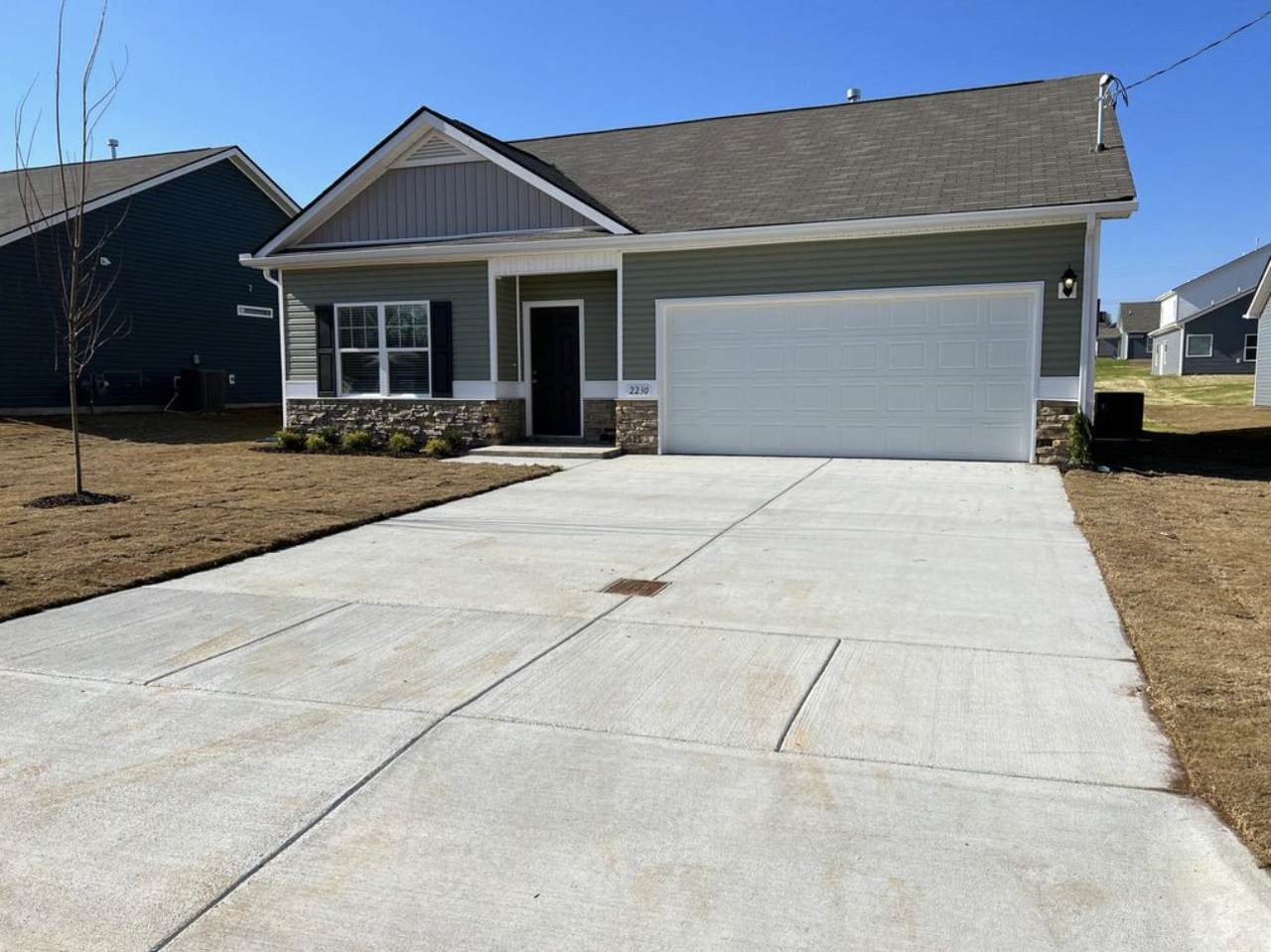 2230 Zeva Cir - Photo 1
