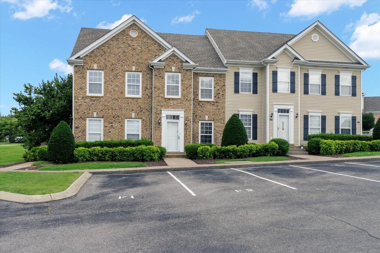 2271 Dewey Dr - Photo 1