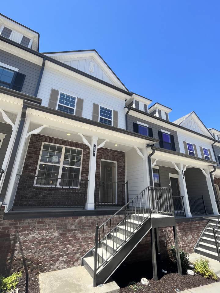 450 Portsdale Dr - Photo 1