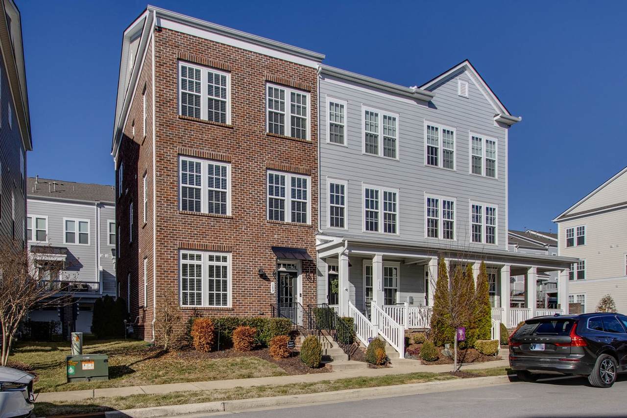 109 Burkitt Commons Ave - Photo 1