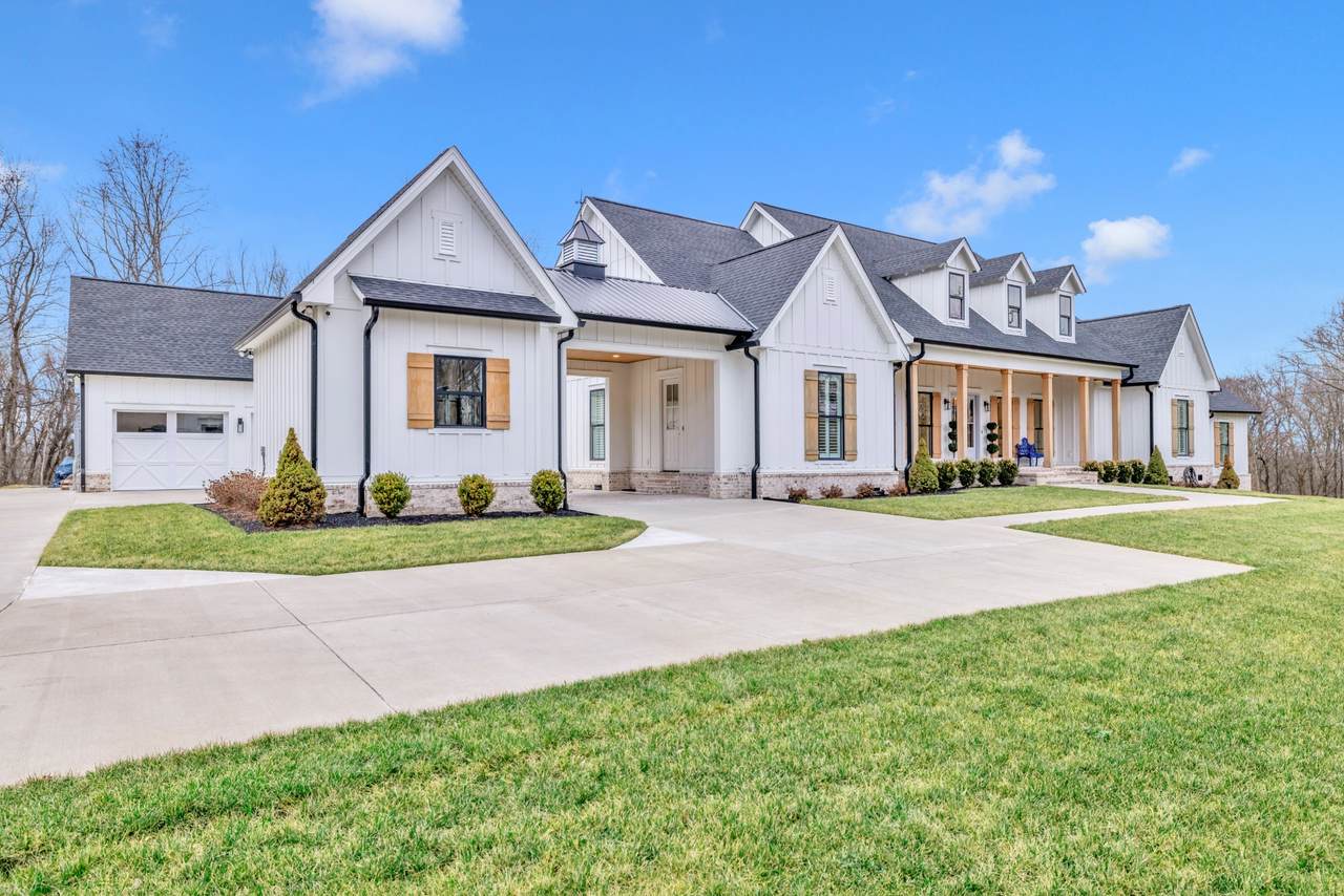 1095 Sam Johnson Rd - Photo 1