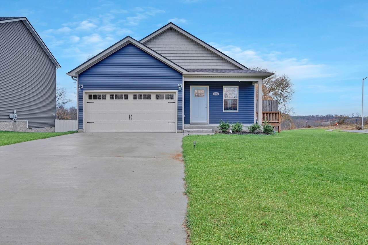 2952 Lancelot Ln - Photo 1