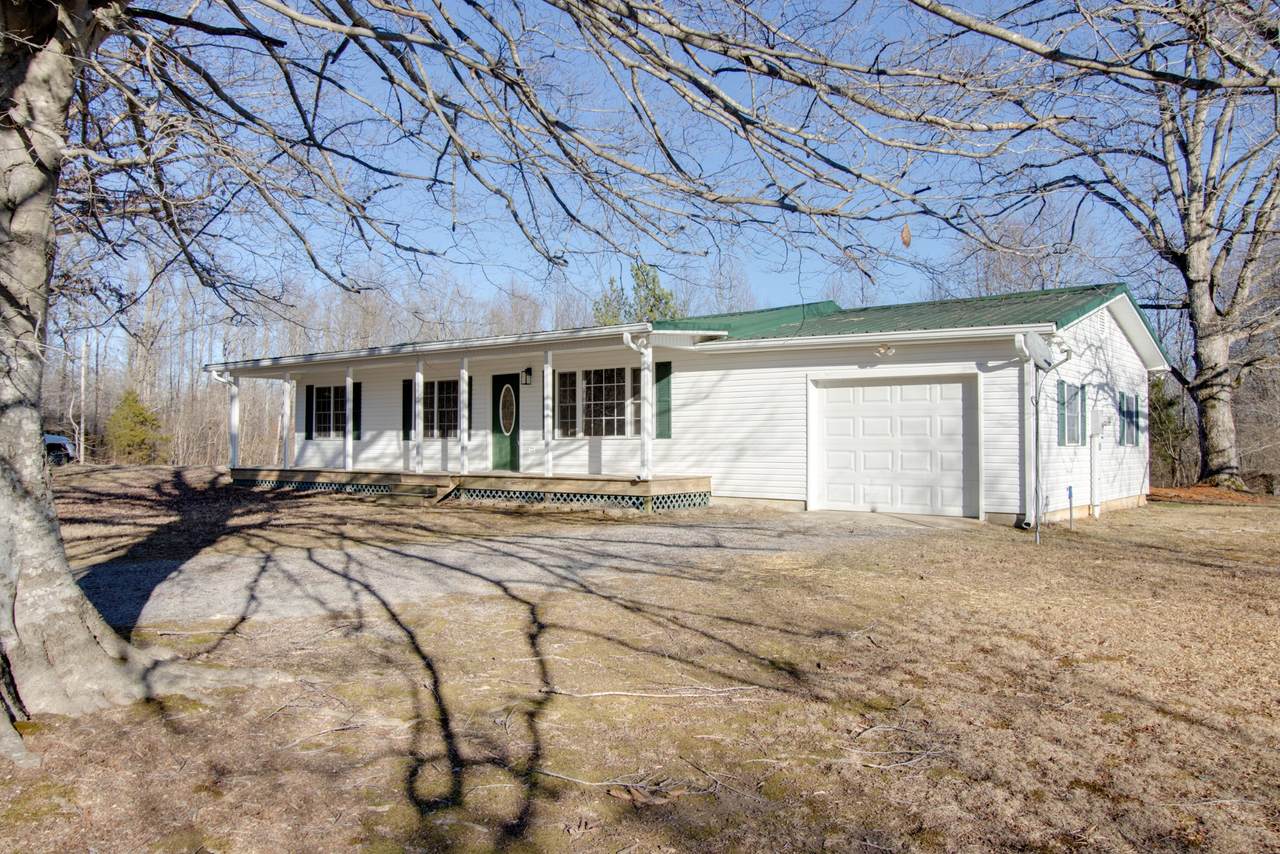 957 Campbell Rd - Photo 1