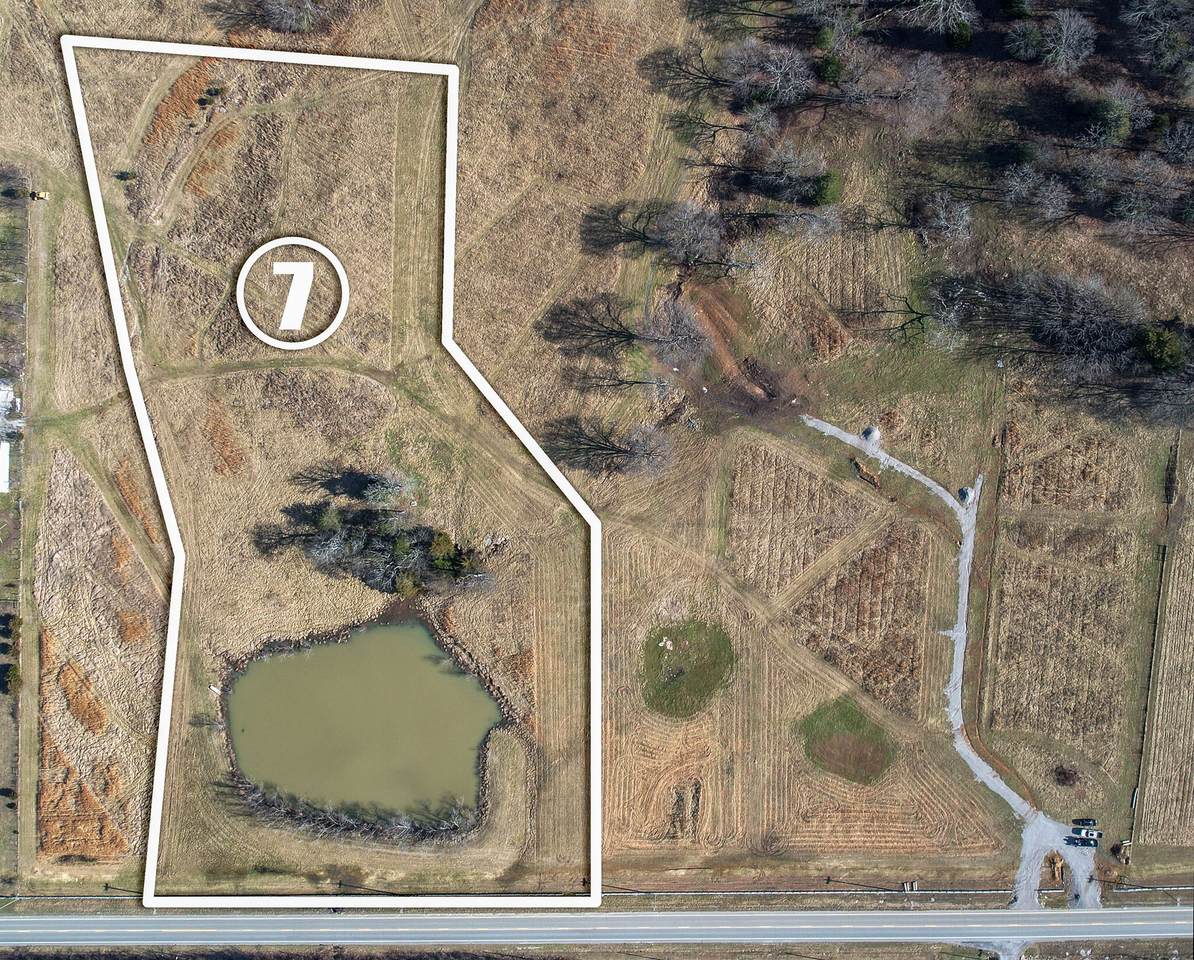 9142 Horton Hwy - Photo 1