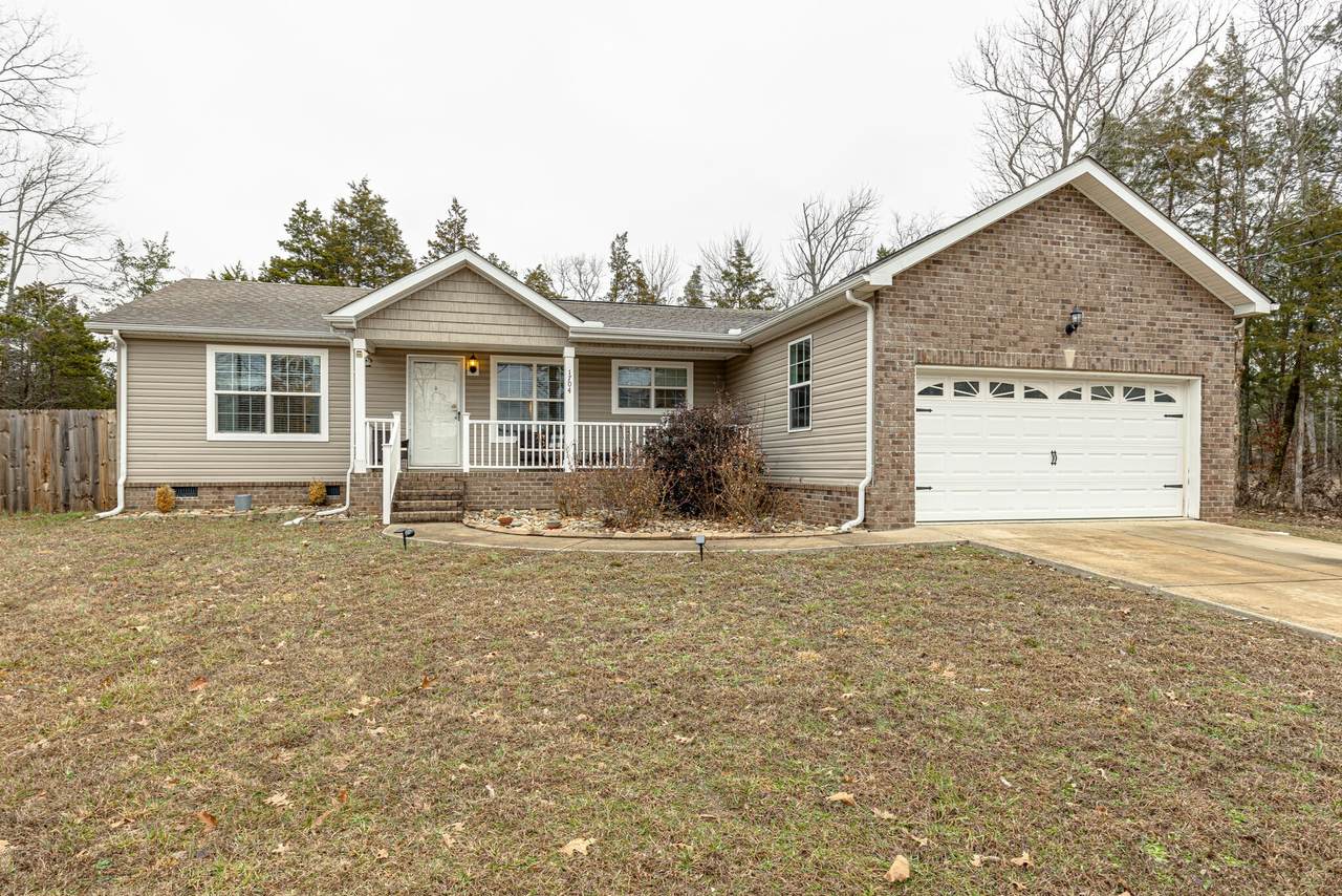 1704 Christi Ave - Photo 1