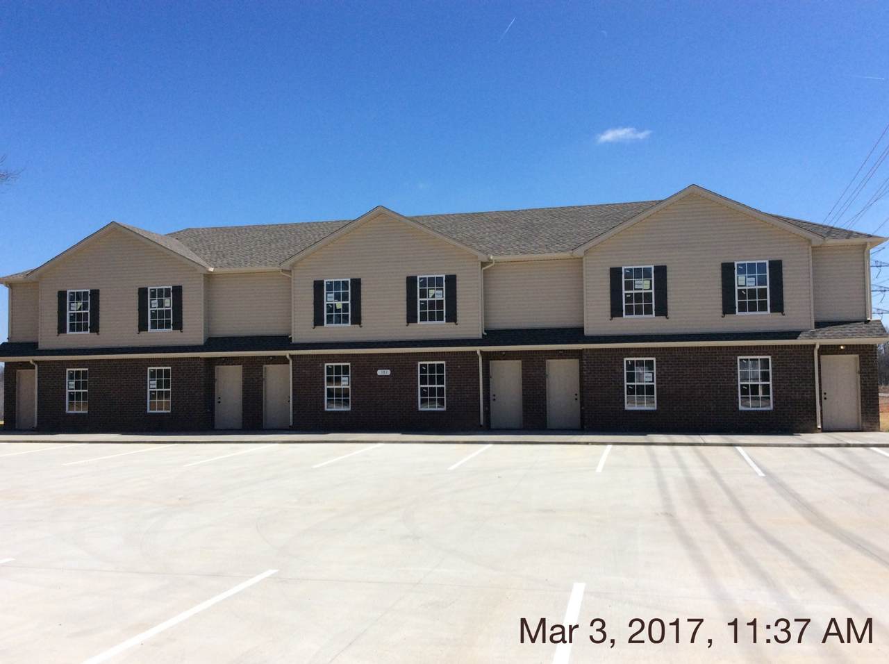 383 Mcgee Ct - Photo 1