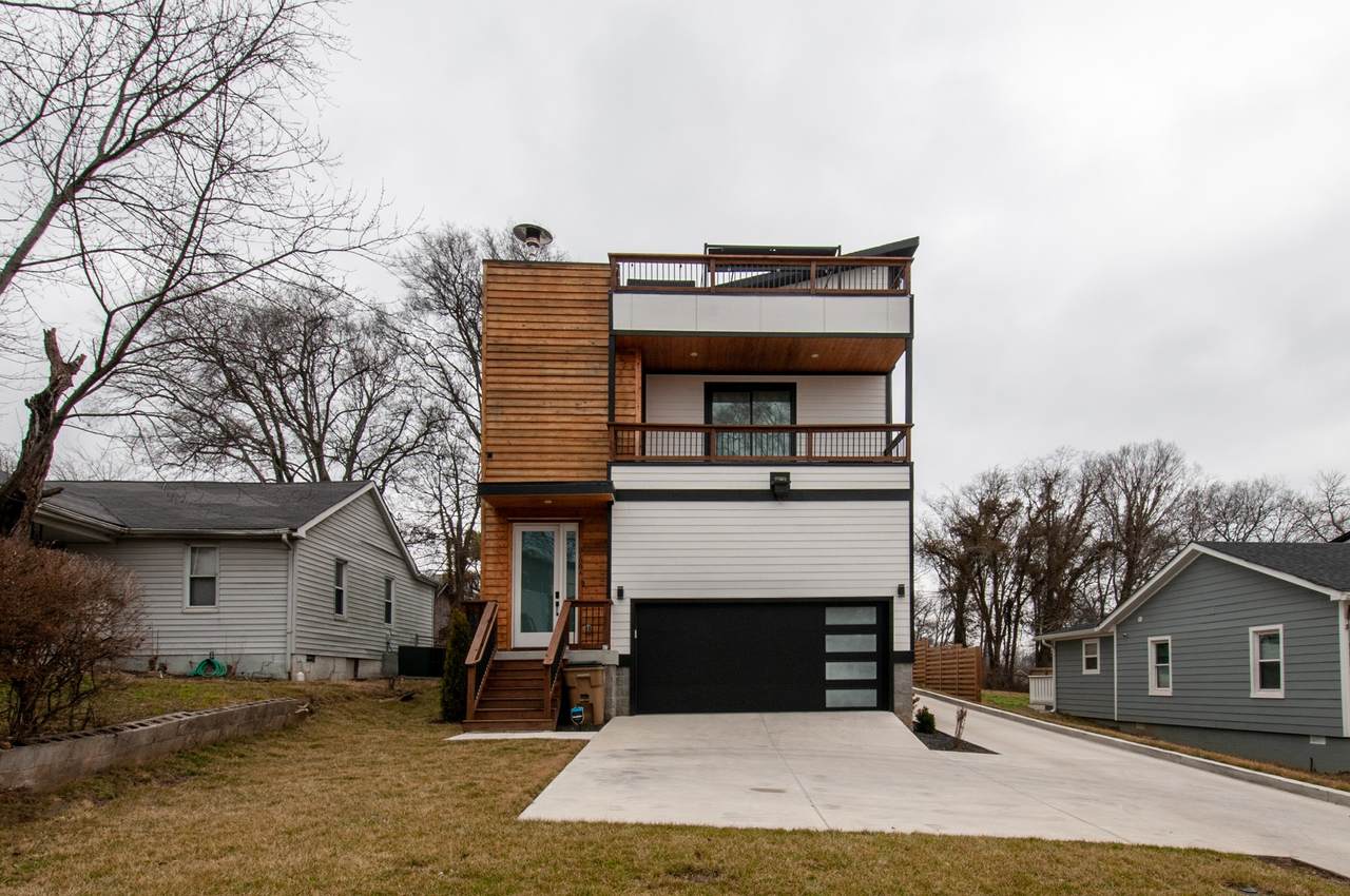 3108 Curtis St - Photo 1