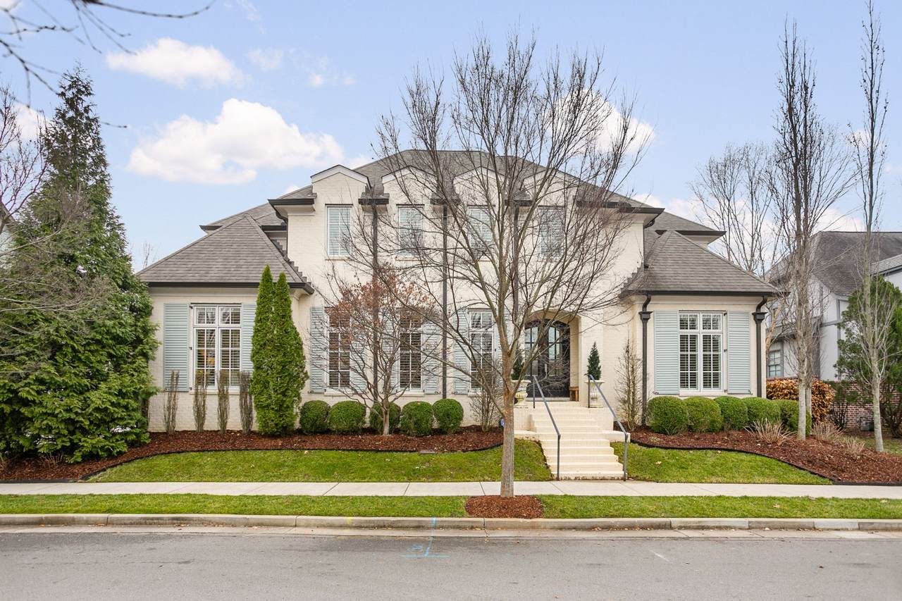 416 Glen West Dr - Photo 1