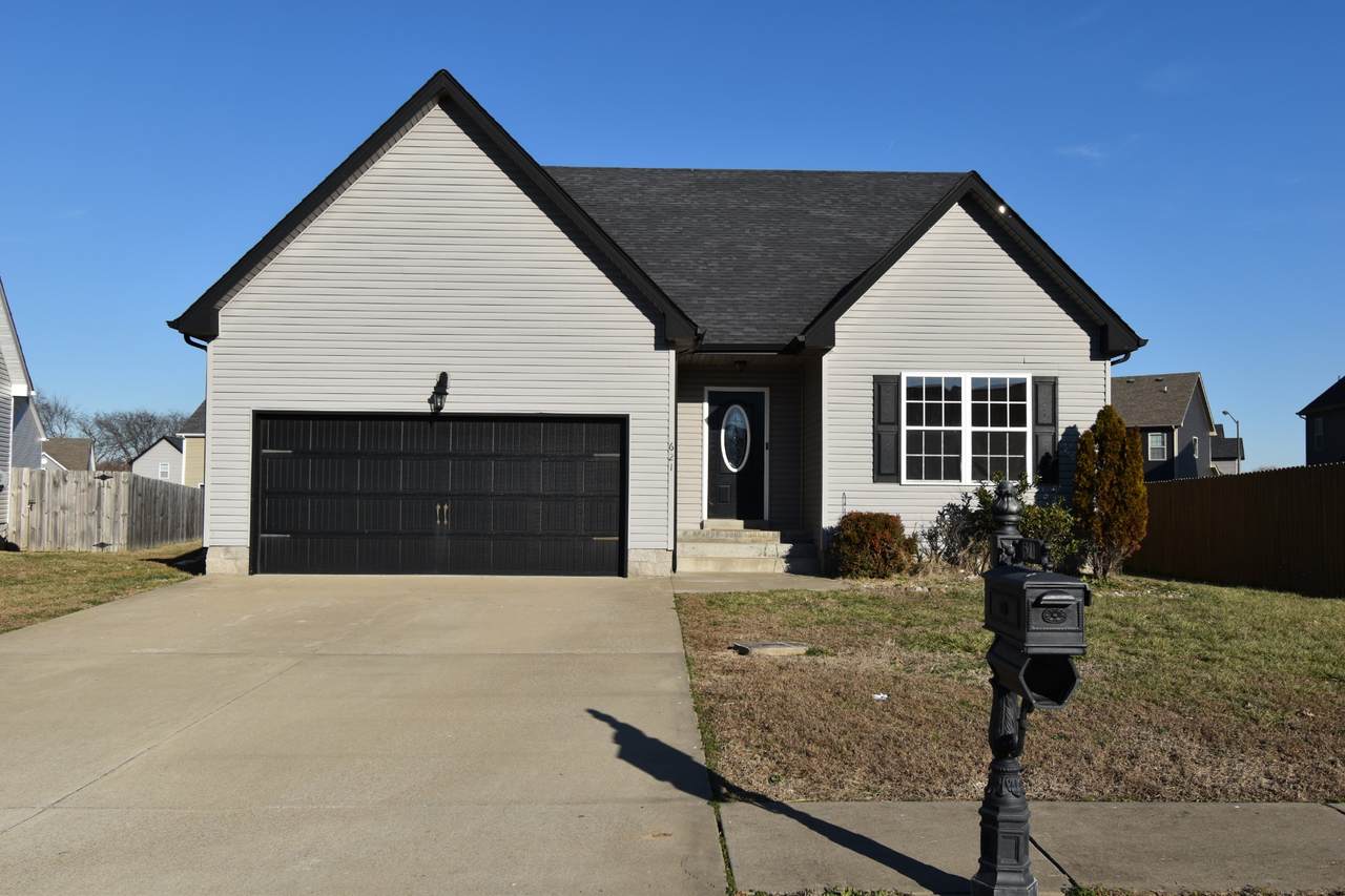 621 Fennec Way - Photo 1