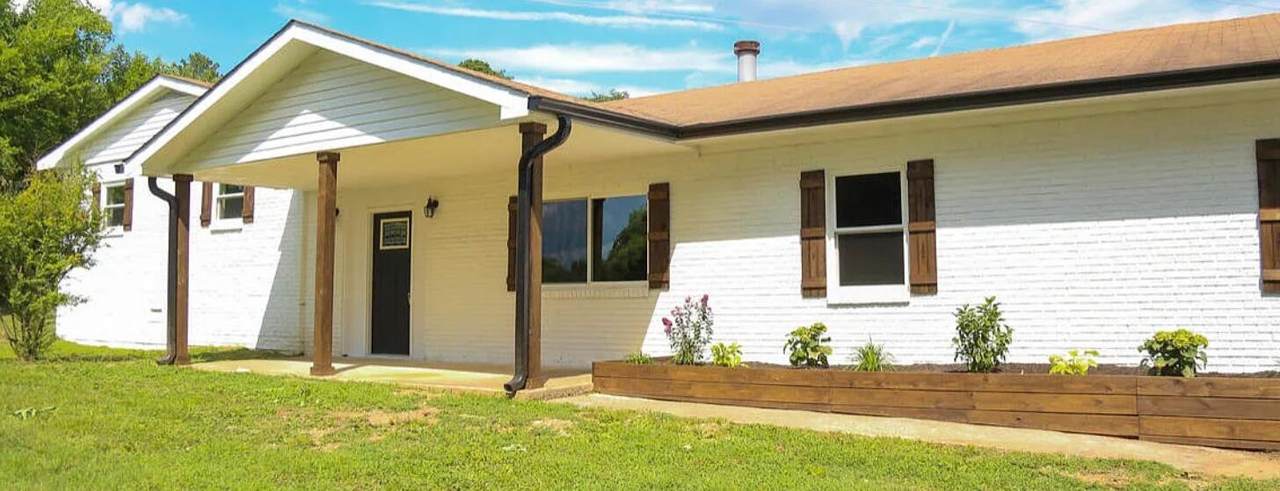 7490 Noah Reid Rd - Photo 1