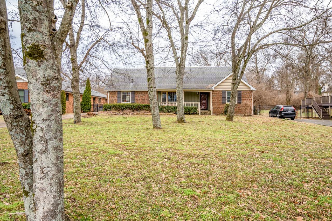722 Estes Rd - Photo 1