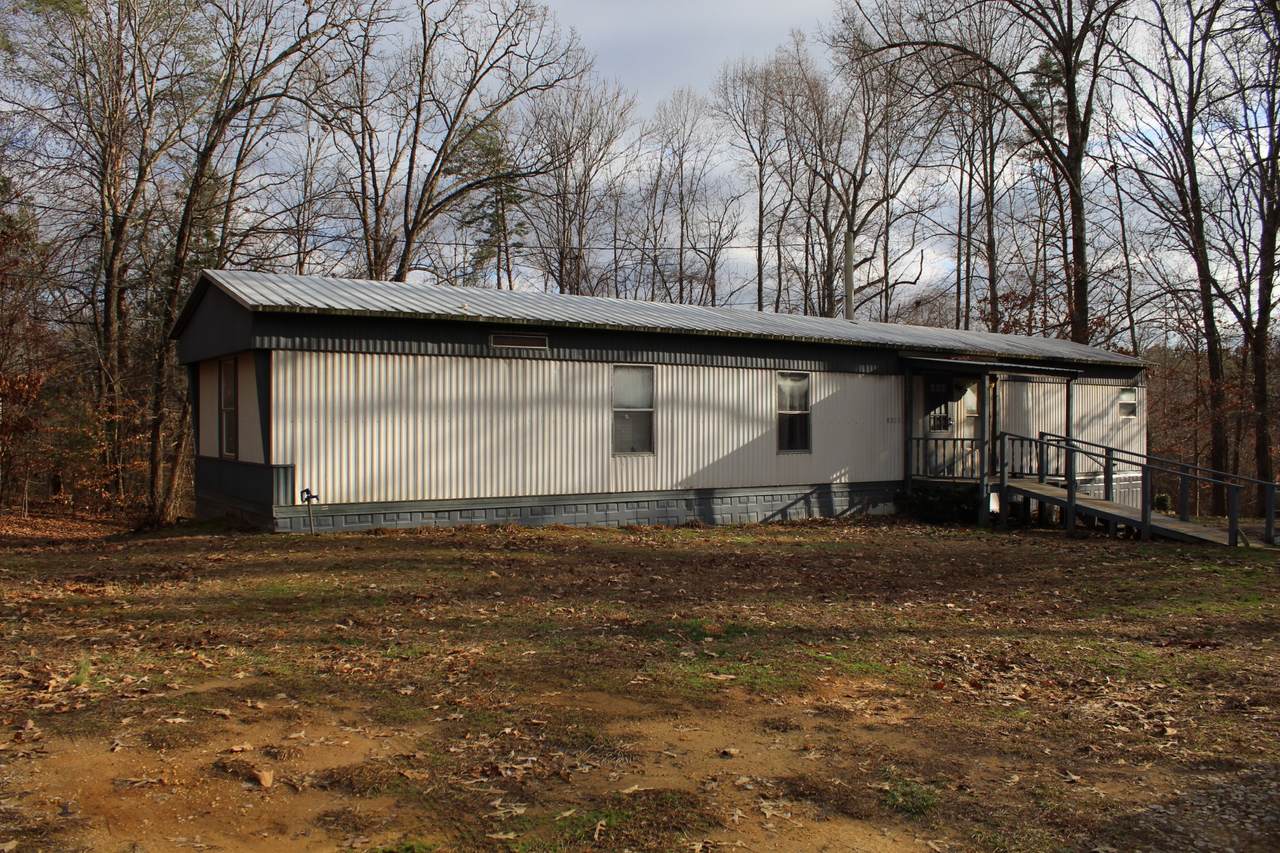 2216 Steward Rd - Photo 1