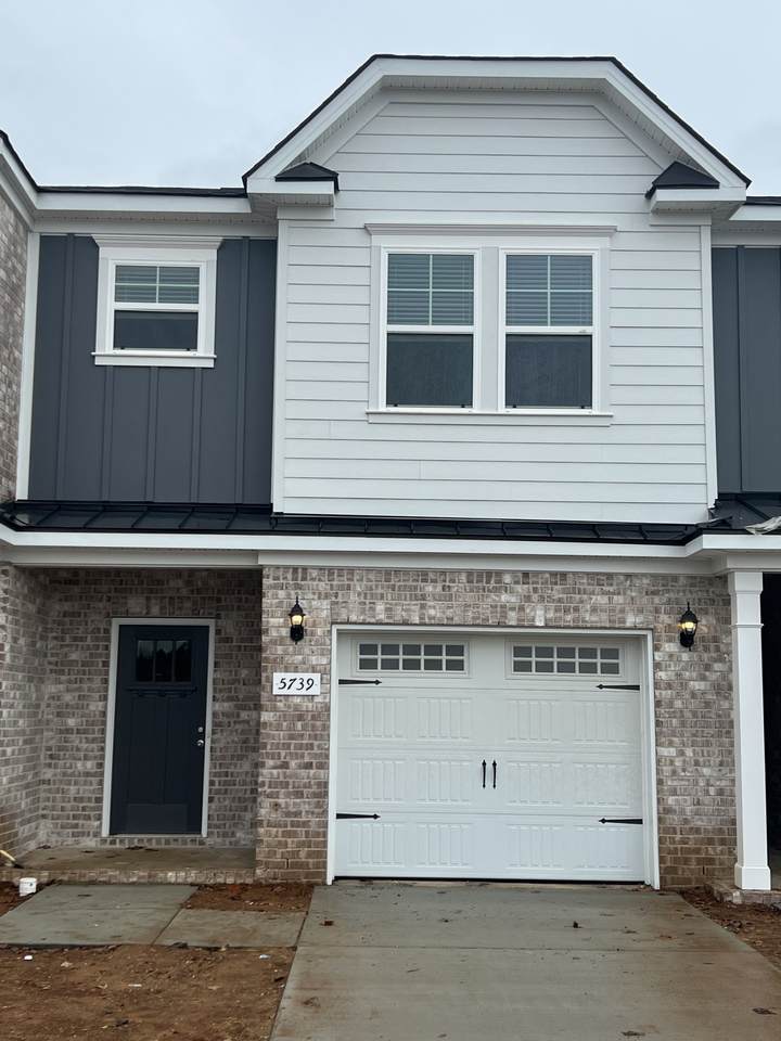 5711 Dockside Drive (L 51) - Photo 1