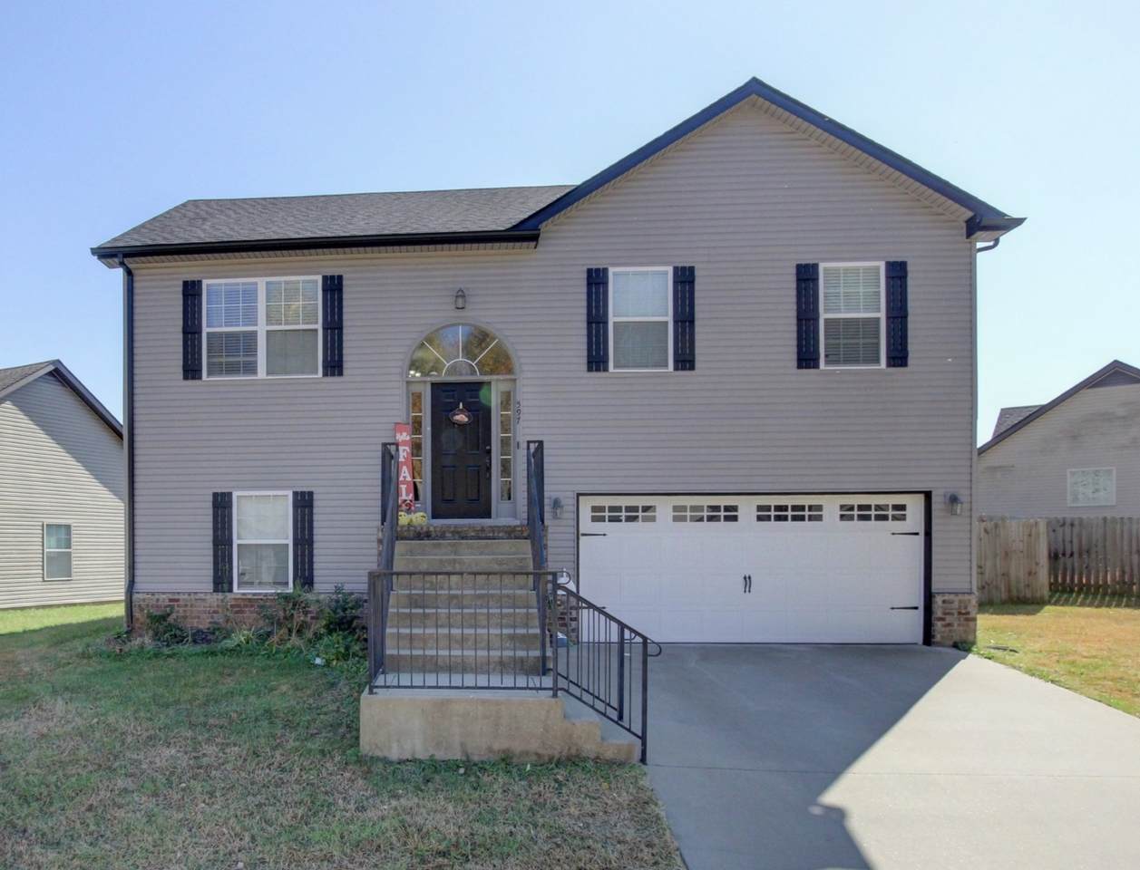 597 Cameo Ct - Photo 1