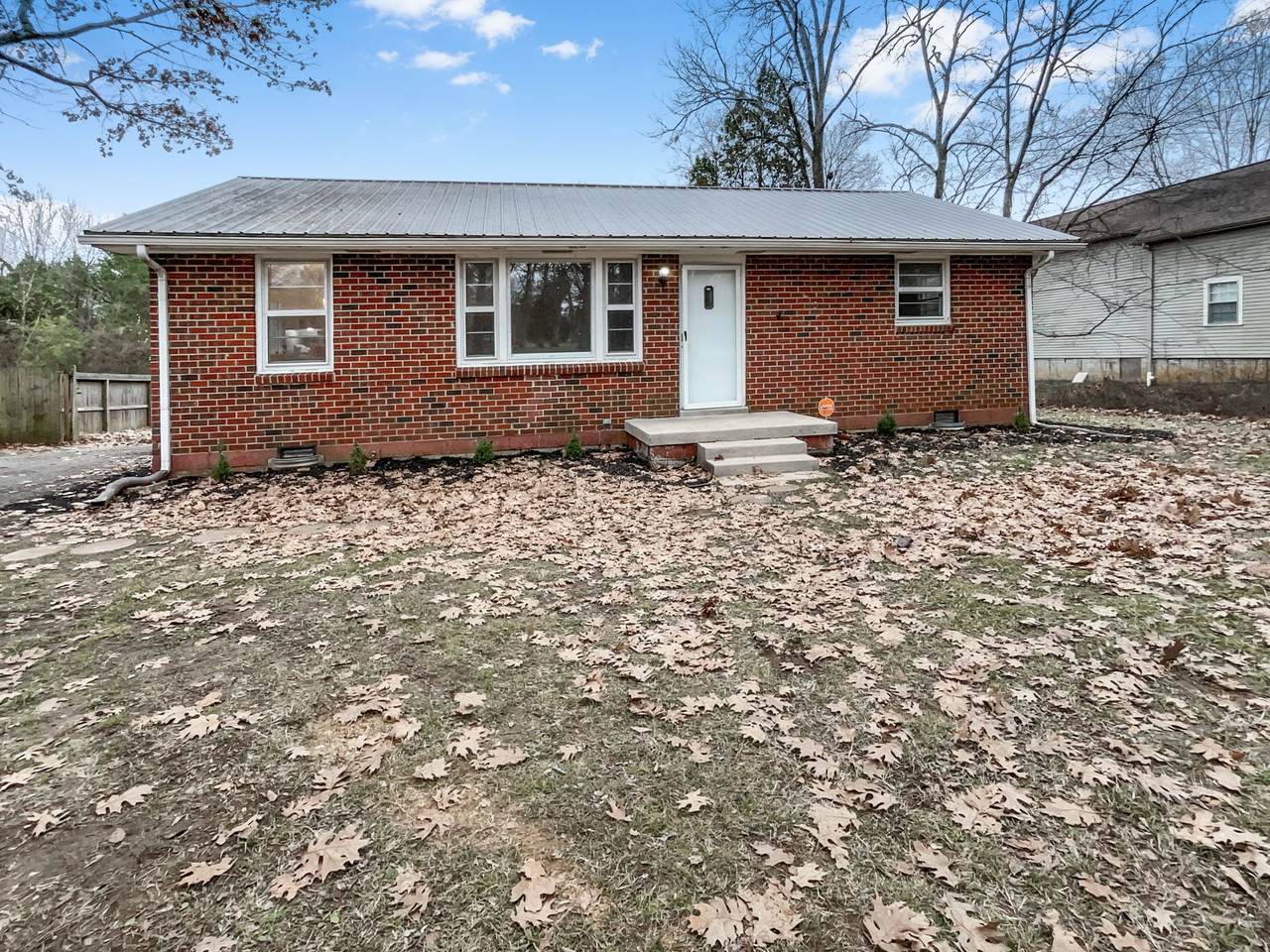 1806 Mars St - Photo 1