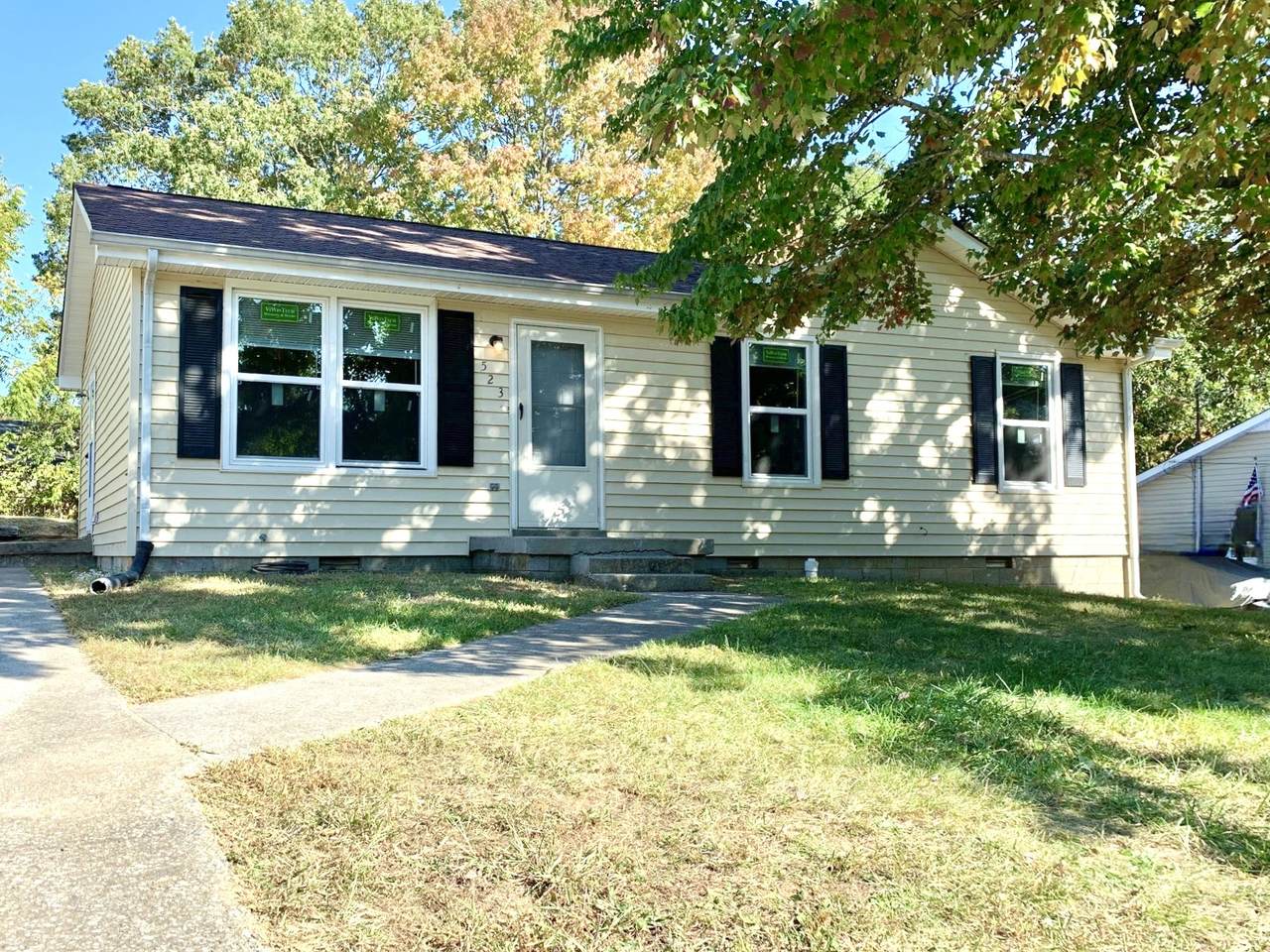 523 Aspen Dr - Photo 1