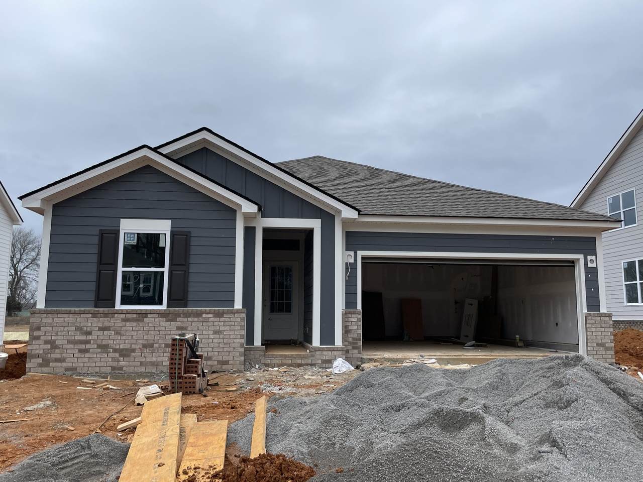 544 Ballard Dr - Photo 1