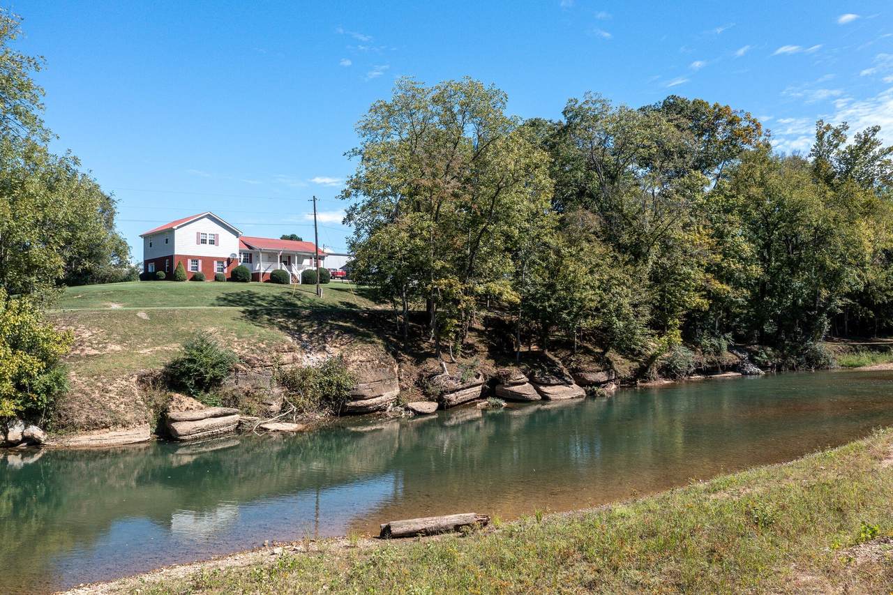 2126 Cash Hollow Rd - Photo 1