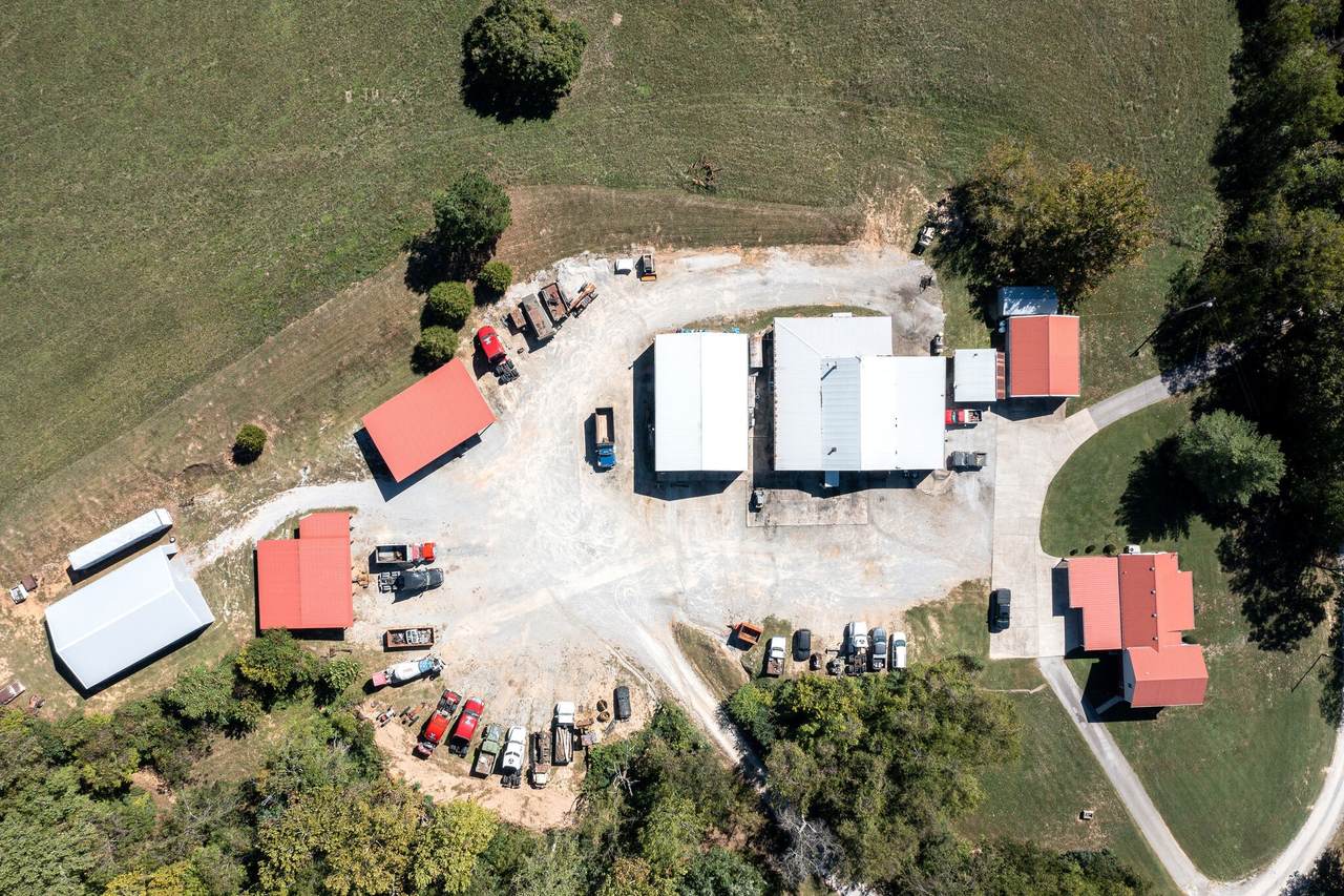 2126 Cash Hollow Rd - Photo 1