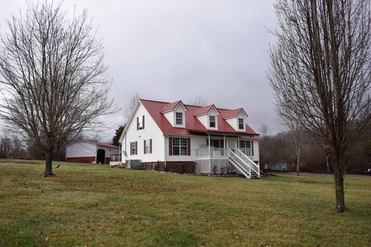 1021 Pond Switch Rd - Photo 1