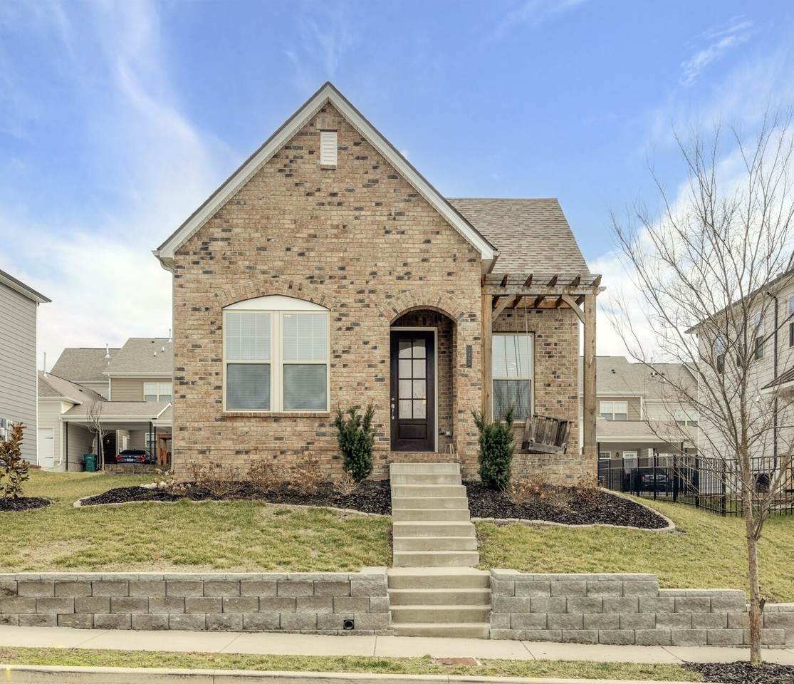 2405 Prairie Hill Dr - Photo 1