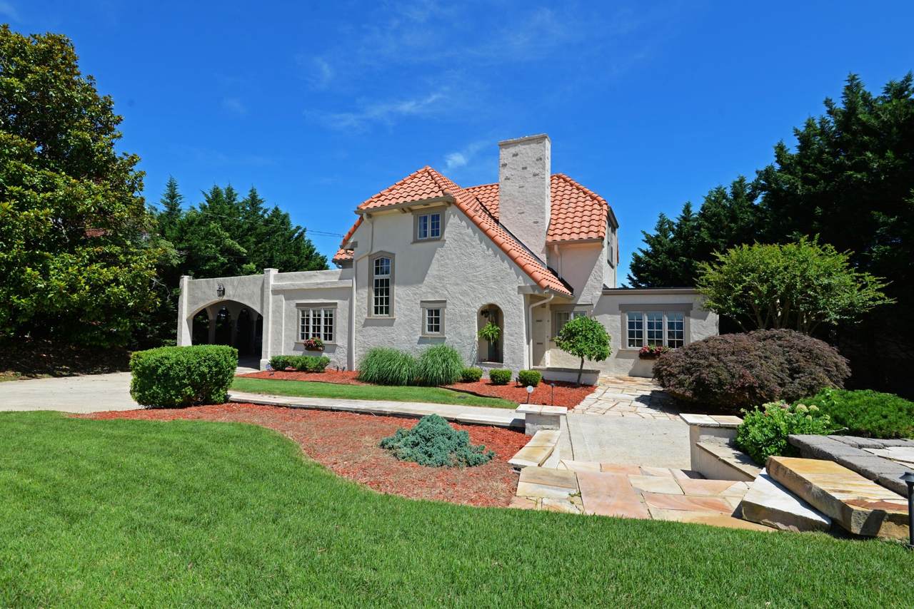 460 Crest Rd - Photo 1