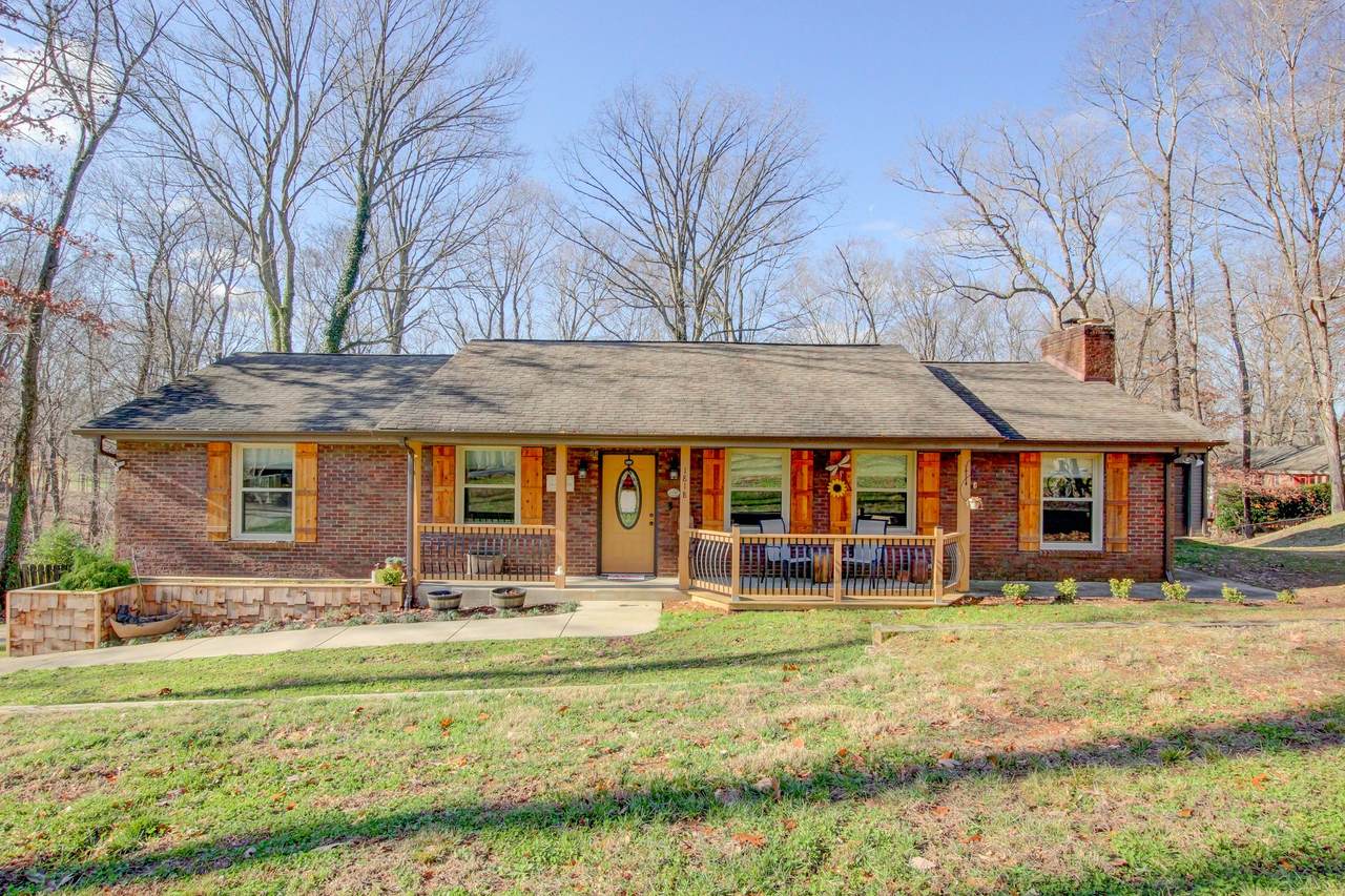 1818 Theresa Dr - Photo 1