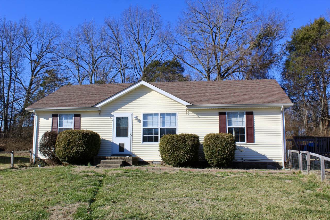572 Brady Dr - Photo 1