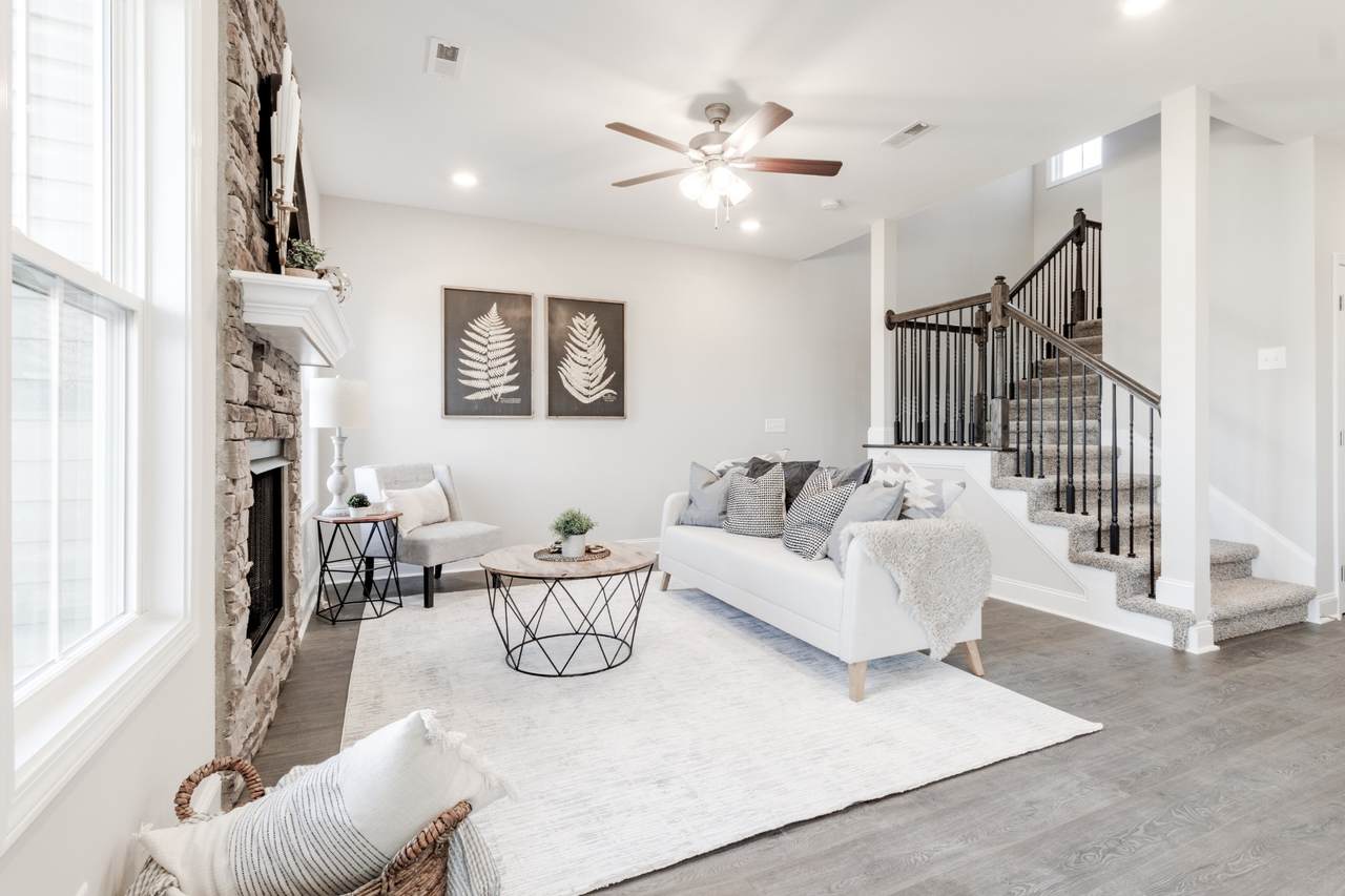 246 King Rd - Photo 1