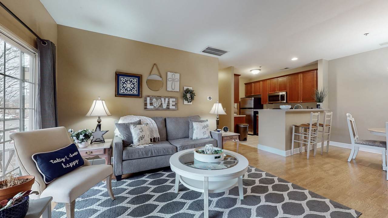 7003 Lenox Village Drive - Photo 1
