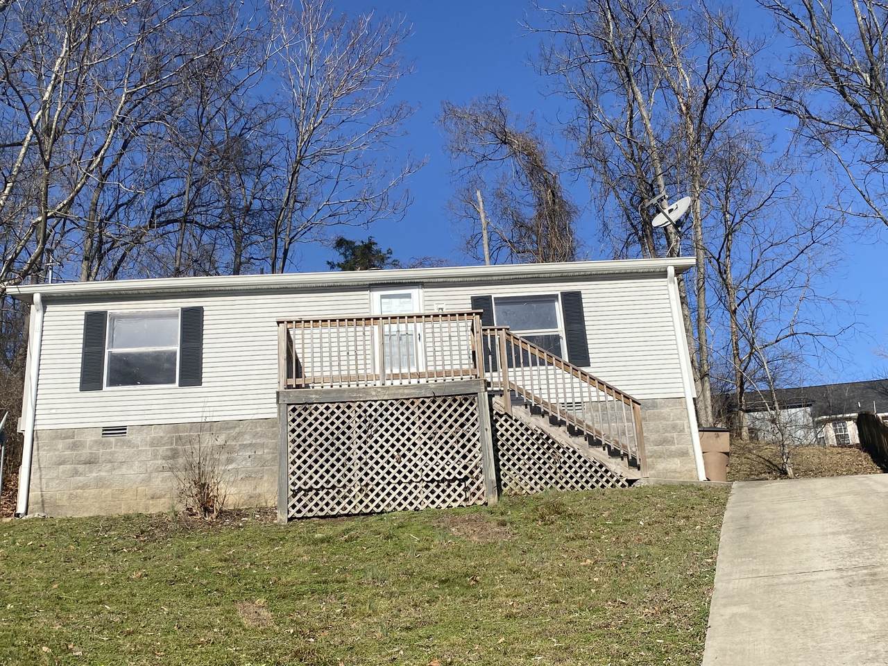 820 Ilawood Ct - Photo 1