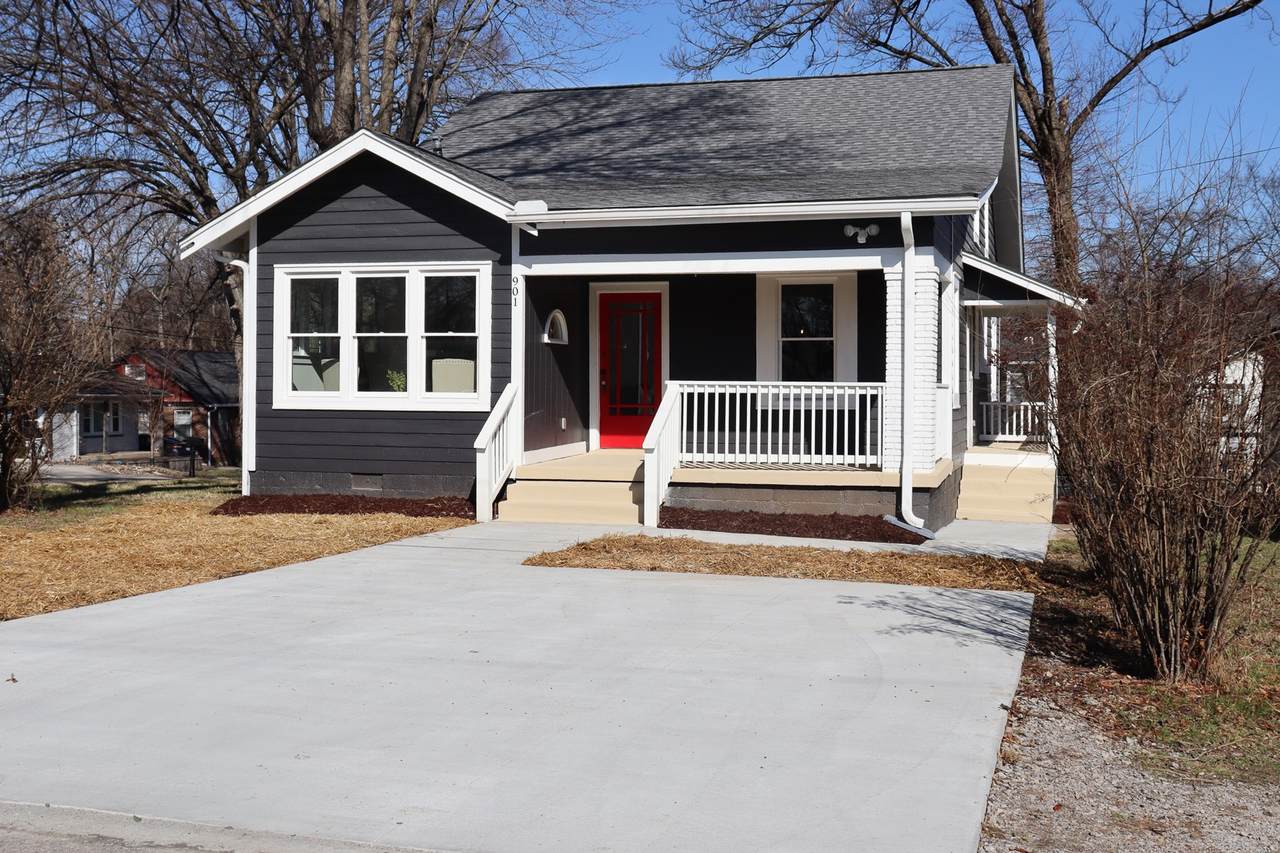 901A Spain Ave - Photo 1
