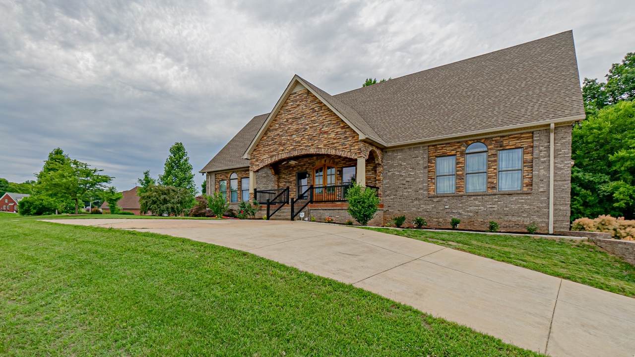 3112 Burts Xing - Photo 1