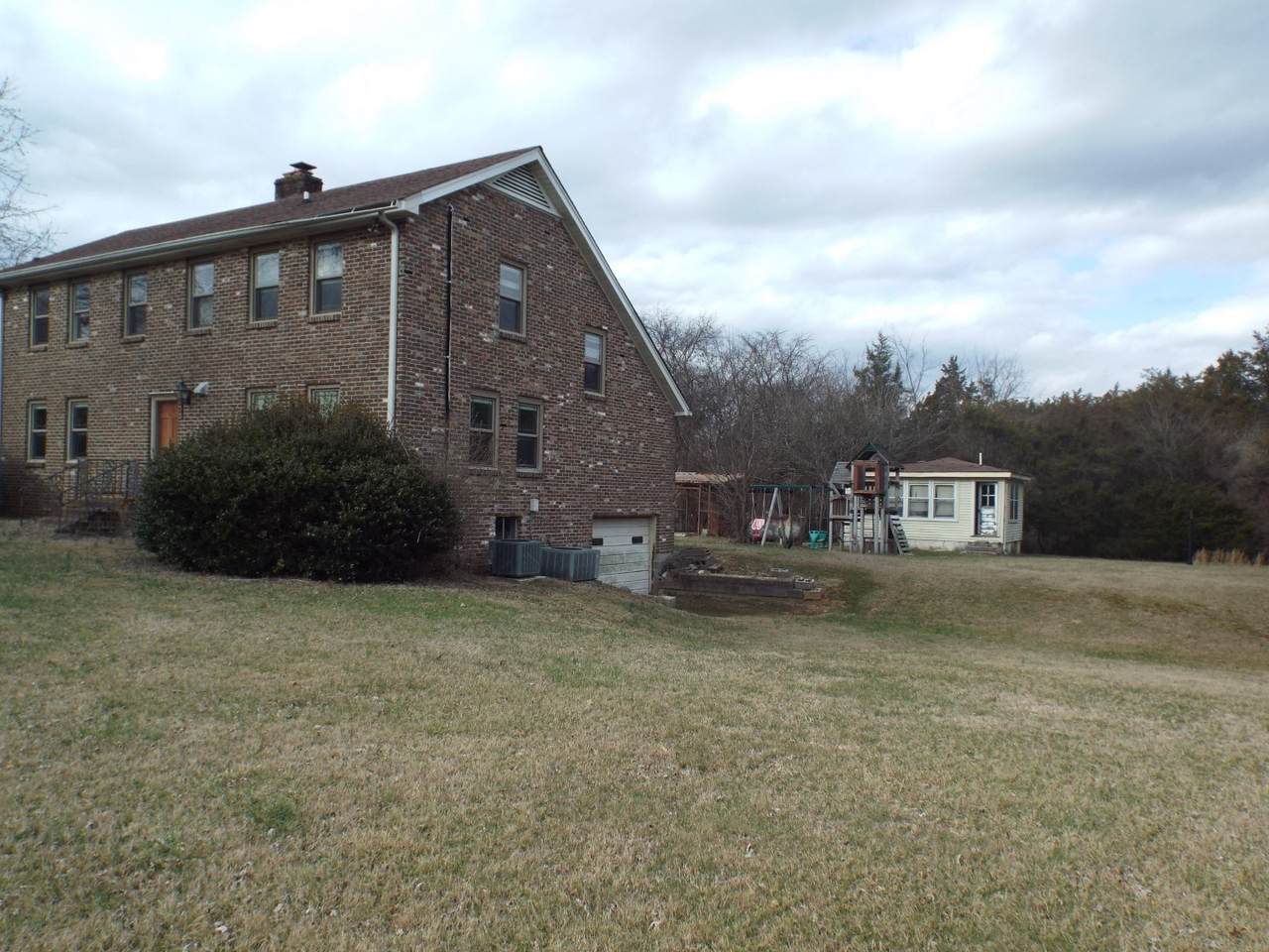 https://bt-photos.global.ssl.fastly.net/nashville/1280_boomver_1_RTC2503345-1.jpg