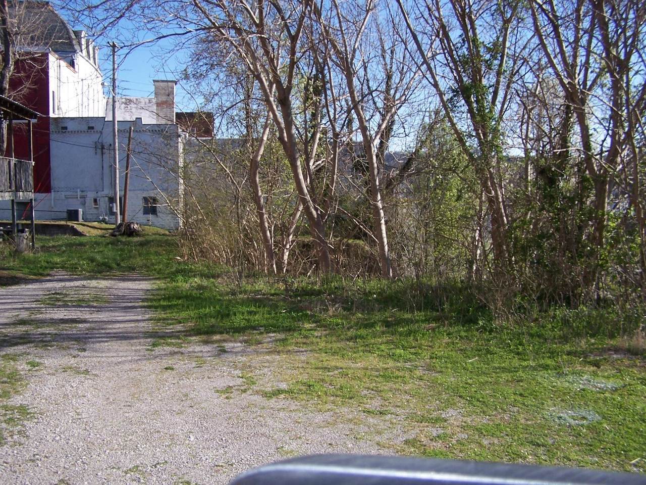 https://bt-photos.global.ssl.fastly.net/nashville/1280_boomver_1_RTC2552289-1.jpg