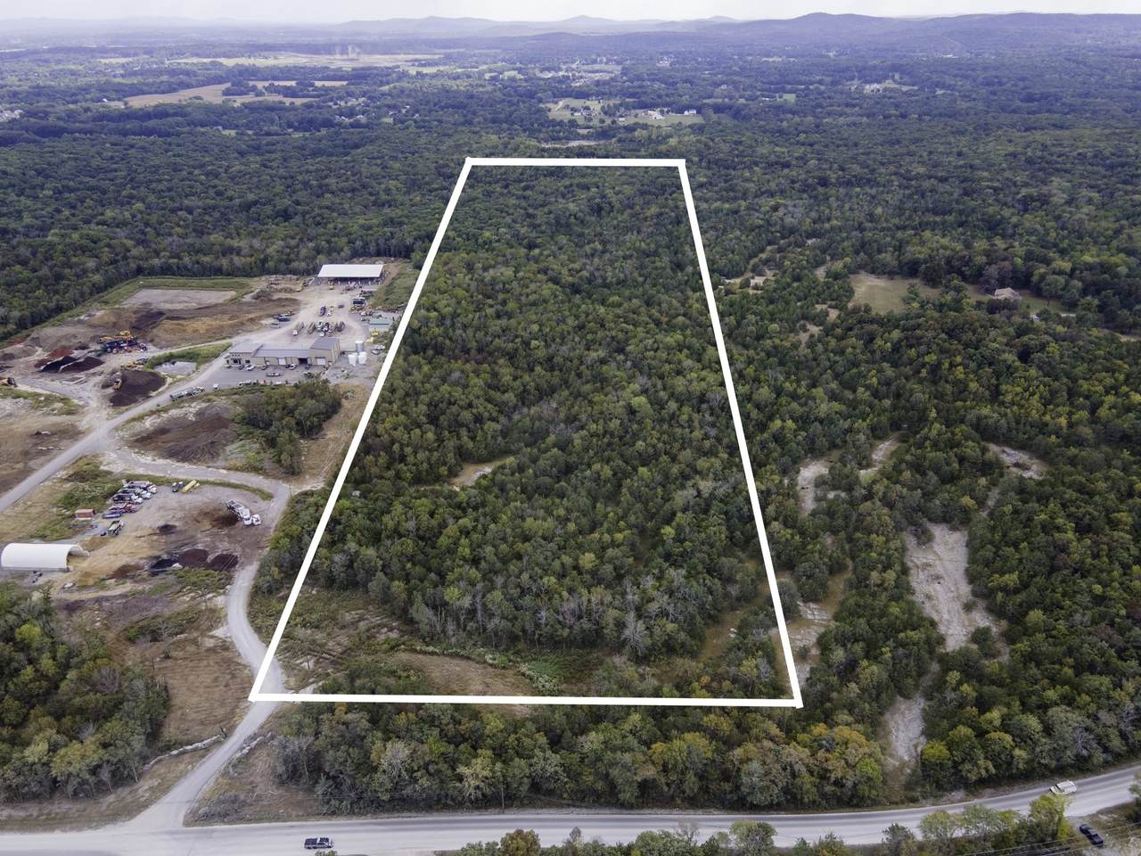5925 Burnt Knob Rd - Photo 1