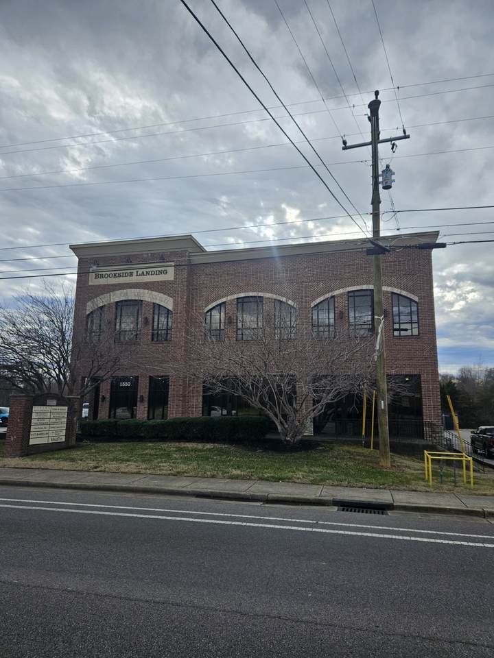 https://bt-photos.global.ssl.fastly.net/nashville/1280_boomver_1_RTC2608383-1.jpg