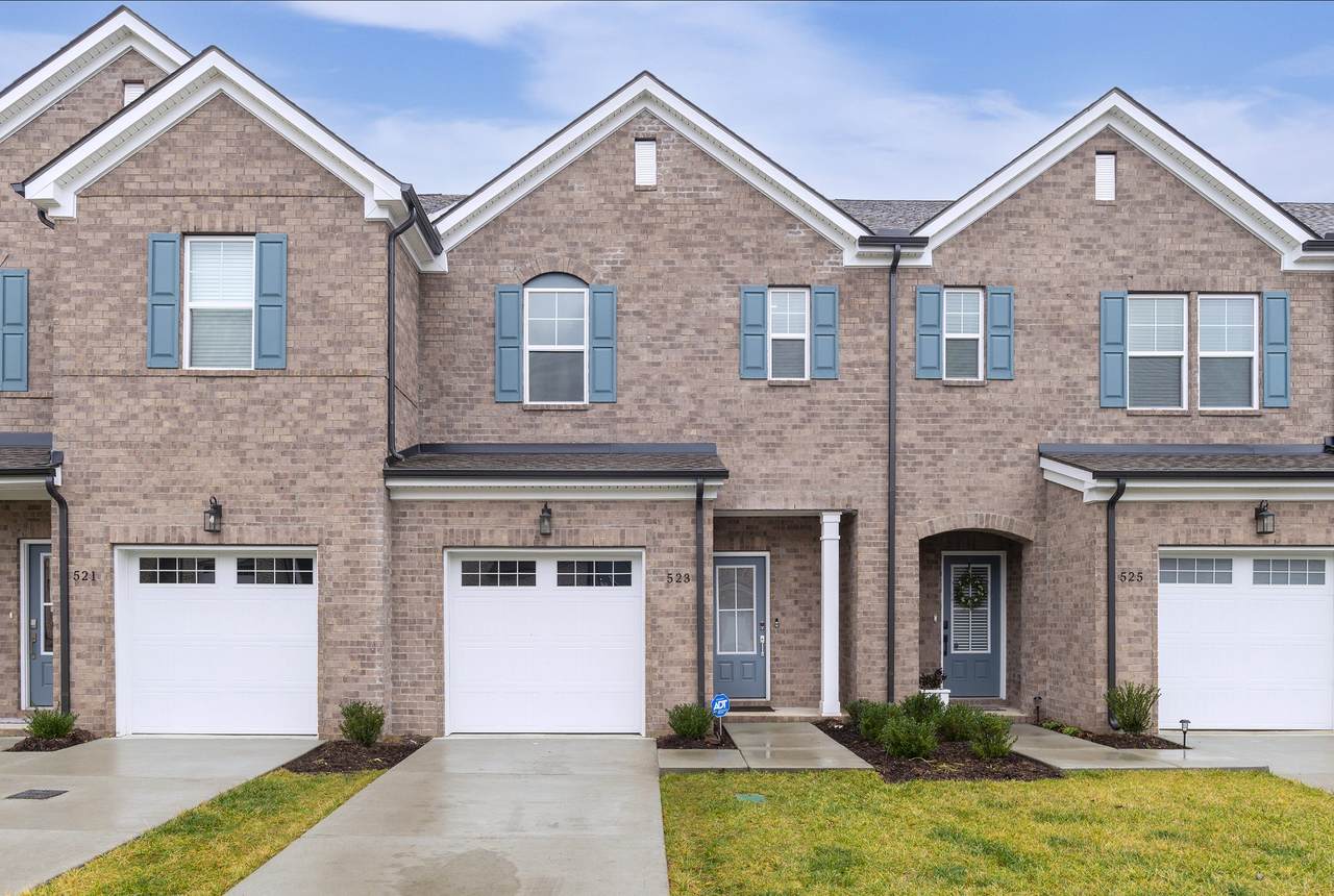 523 Medwyk Dr - Photo 1