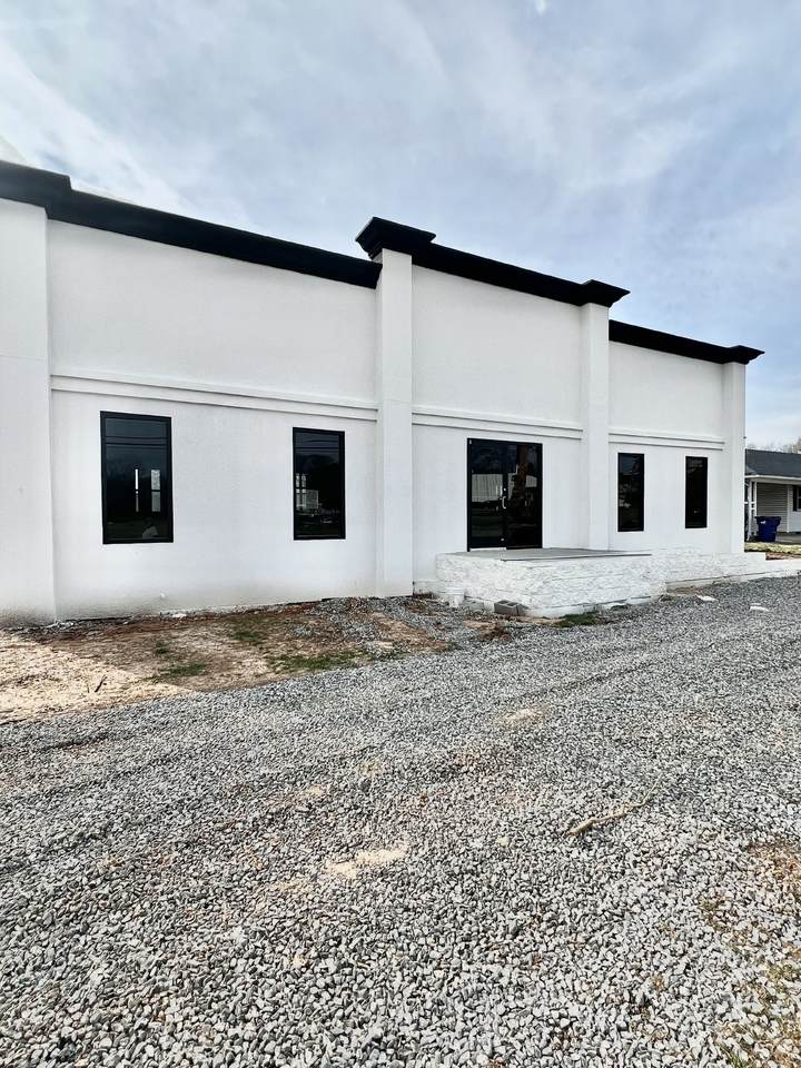 2116 Trenton Rd - Photo 1
