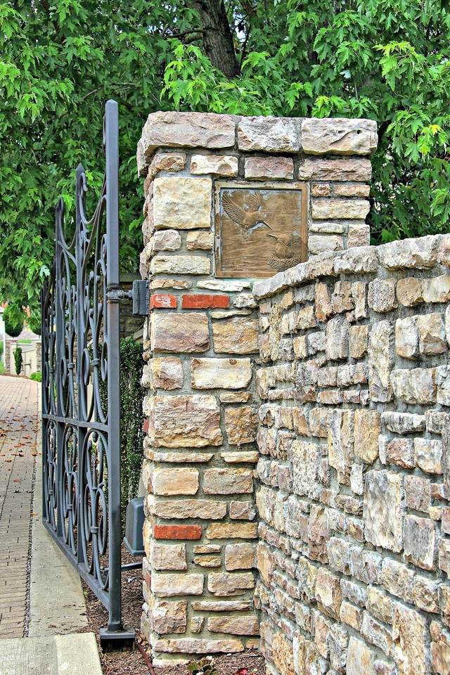 https://bt-photos.global.ssl.fastly.net/nashville/1280_boomver_1_RTC2643123-1.jpg