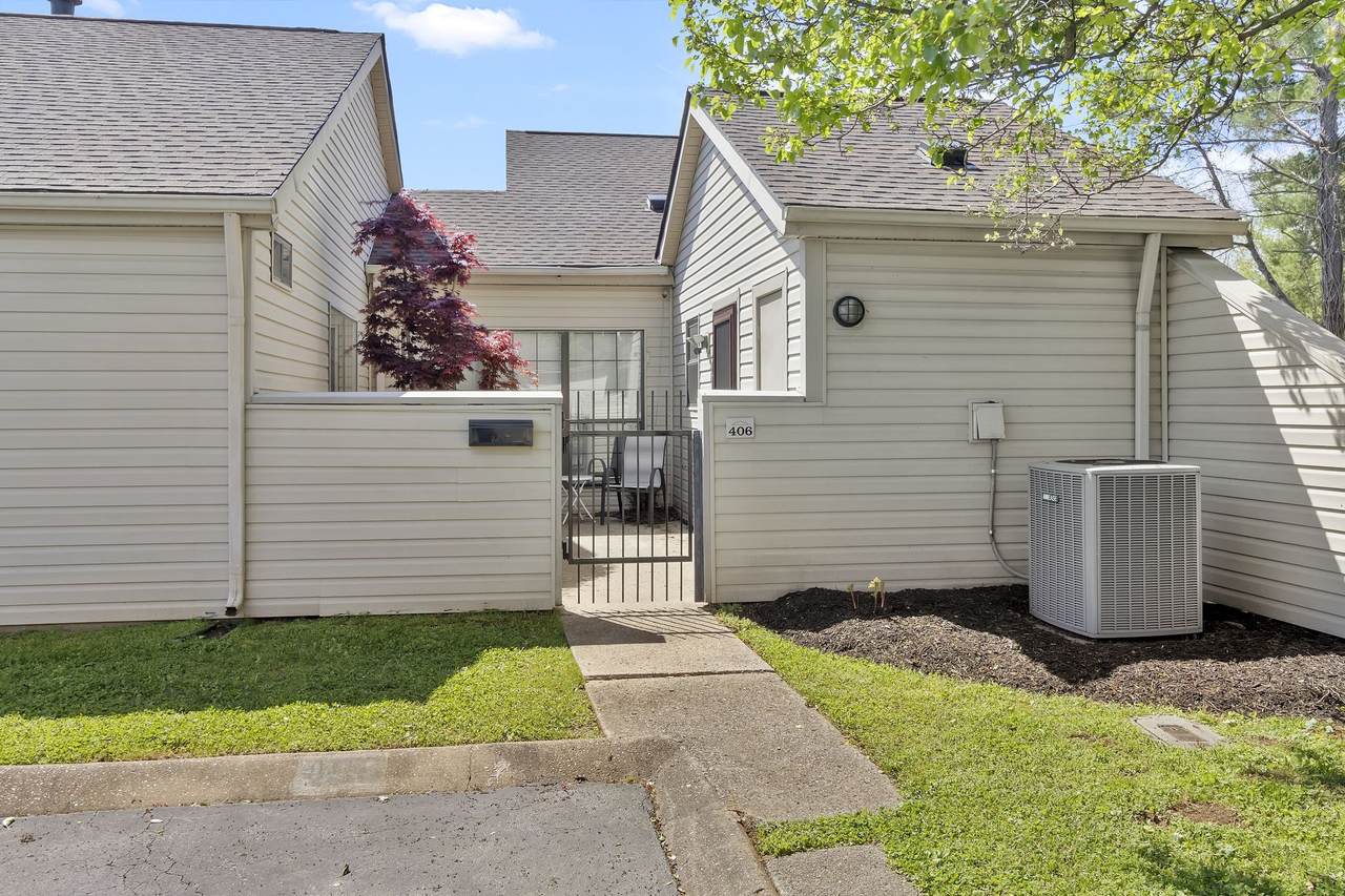 406 Laurel Hill Dr - Photo 1