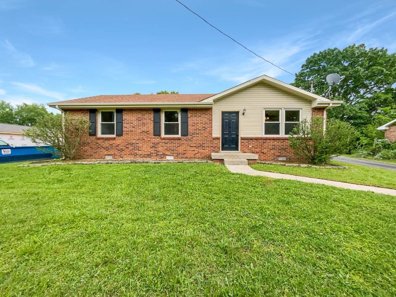 2107 Basham Ln - Photo 1