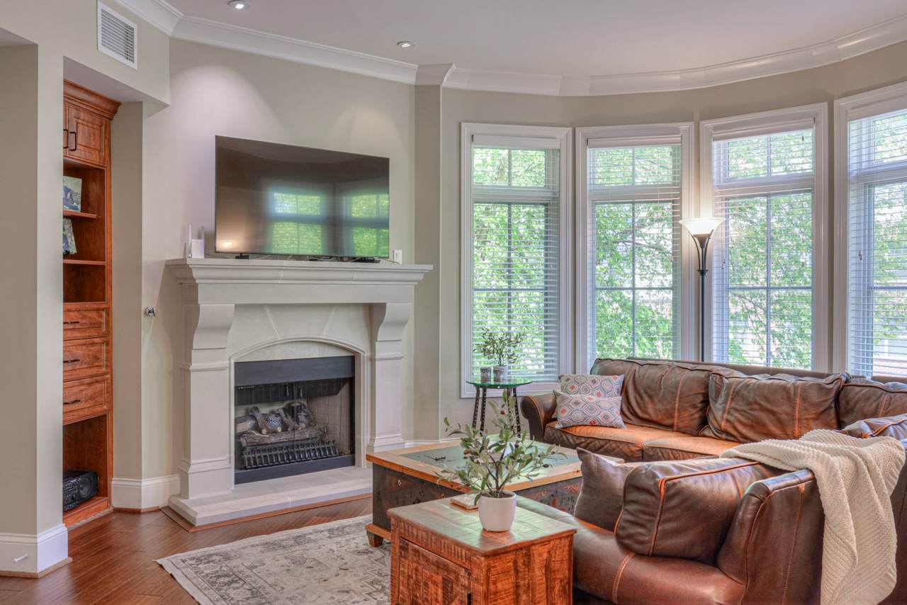 240 31st Ave - Photo 1
