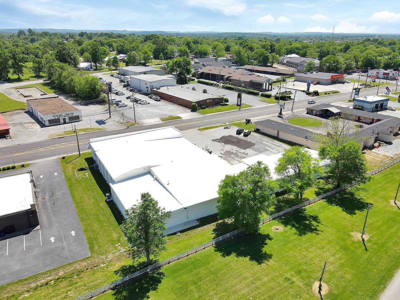 https://bt-photos.global.ssl.fastly.net/nashville/1280_boomver_1_RTC2659727-1.jpg