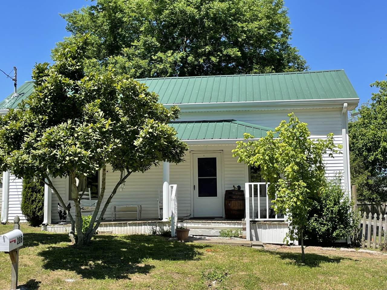 206 Old Flat Creek Rd - Photo 1