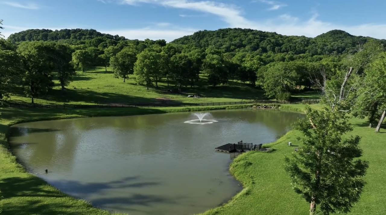 https://bt-photos.global.ssl.fastly.net/nashville/1280_boomver_1_RTC2662438-1.jpg