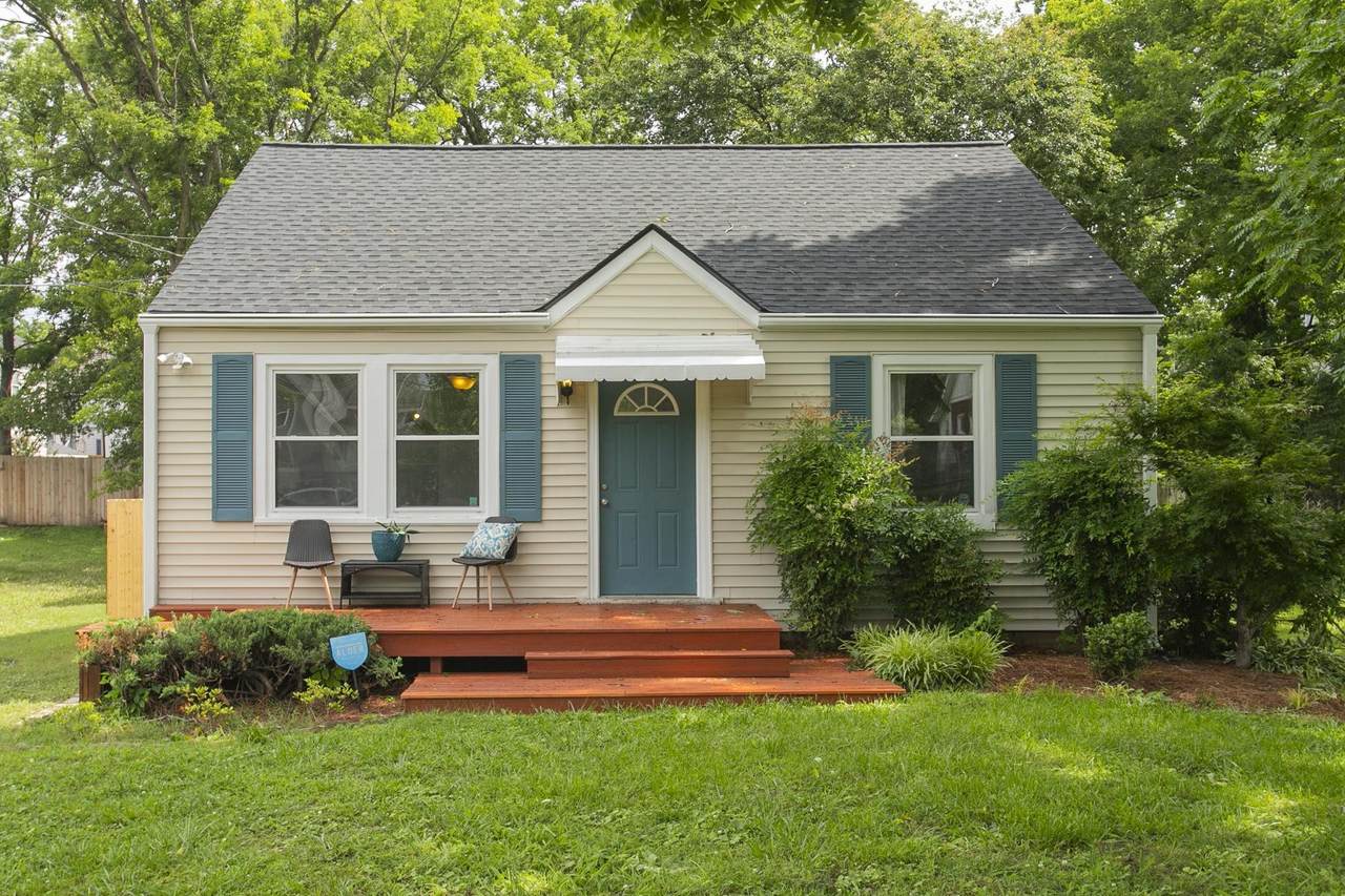 919 Fairwin Ave - Photo 1