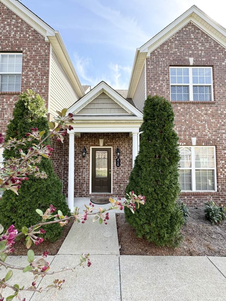 816 General Cabot Ct - Photo 1