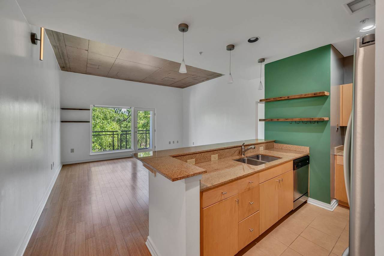 1101 18th Ave - Photo 1