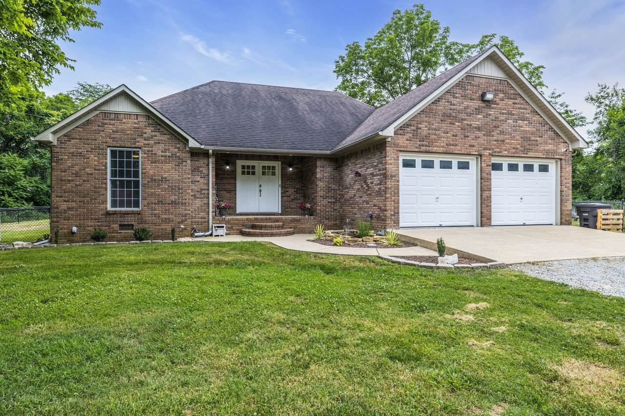 2551 Clay Hill Rd, Lewisburg, TN 37091 (MLS RTC2669700) EXIT Realty